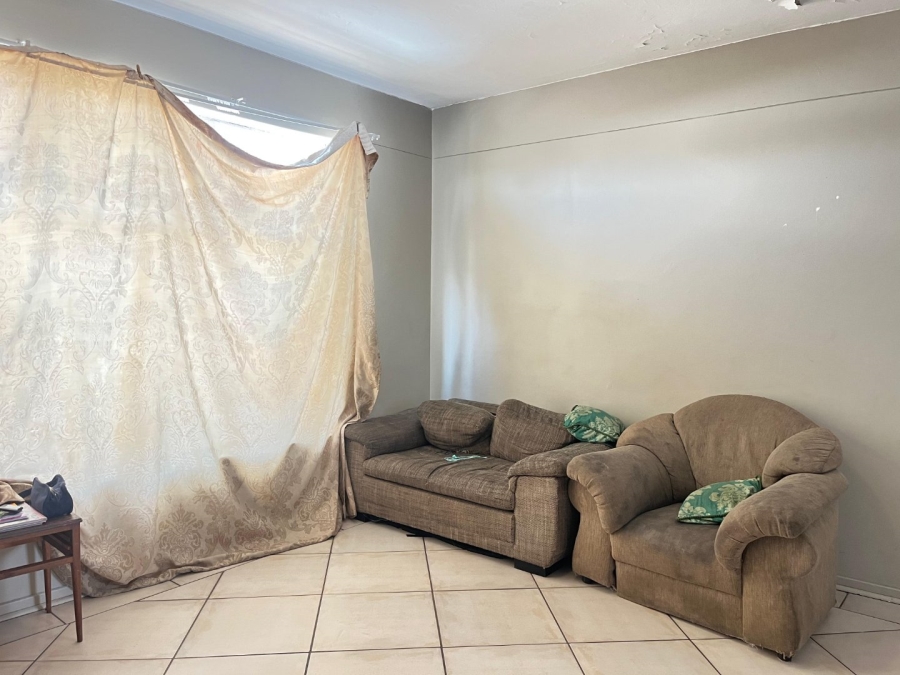 1 Bedroom Property for Sale in Potchefstroom North West